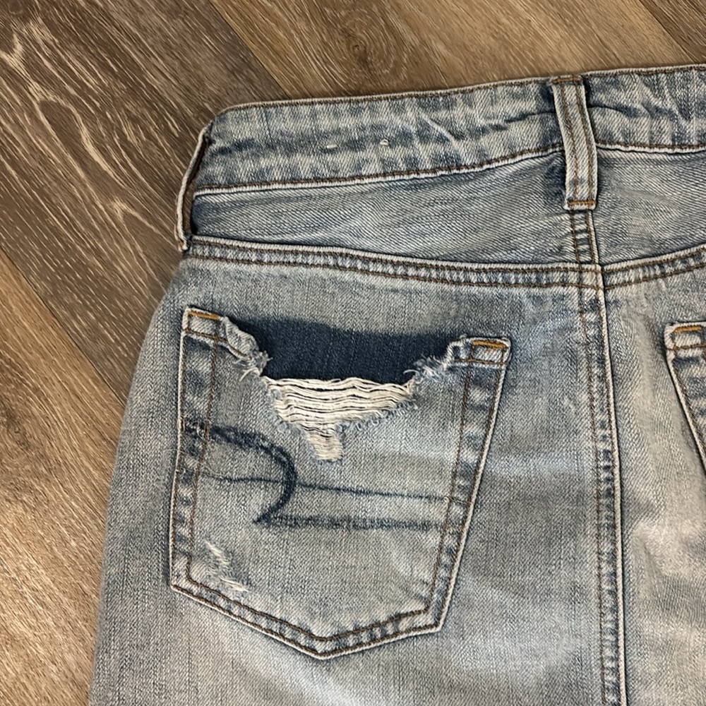 American eagle distressed acid wash lace detail mini skirt size 2 - Picture 5 of 10